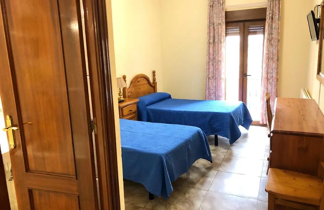 Hostal Hermanos Sánchez-1